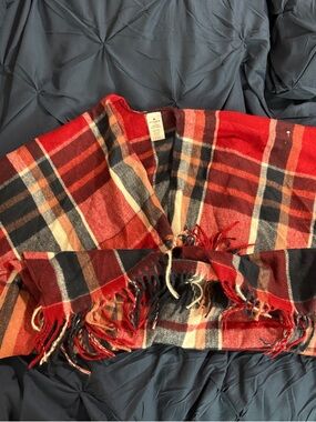 Woolrich Red Black and Cream Plaid Fringe Poncho